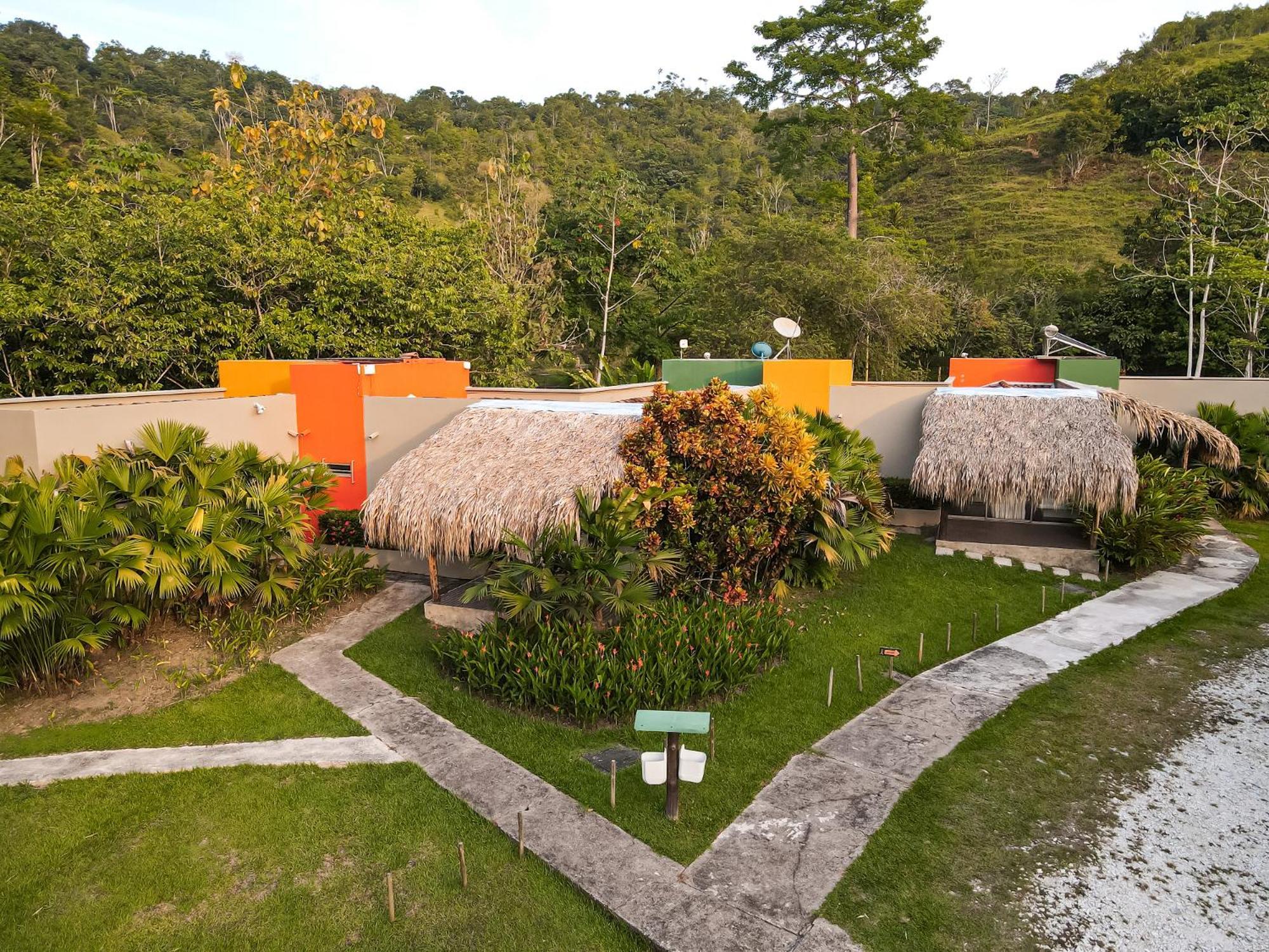 Los Colores Ecoparque Doradal Luaran gambar